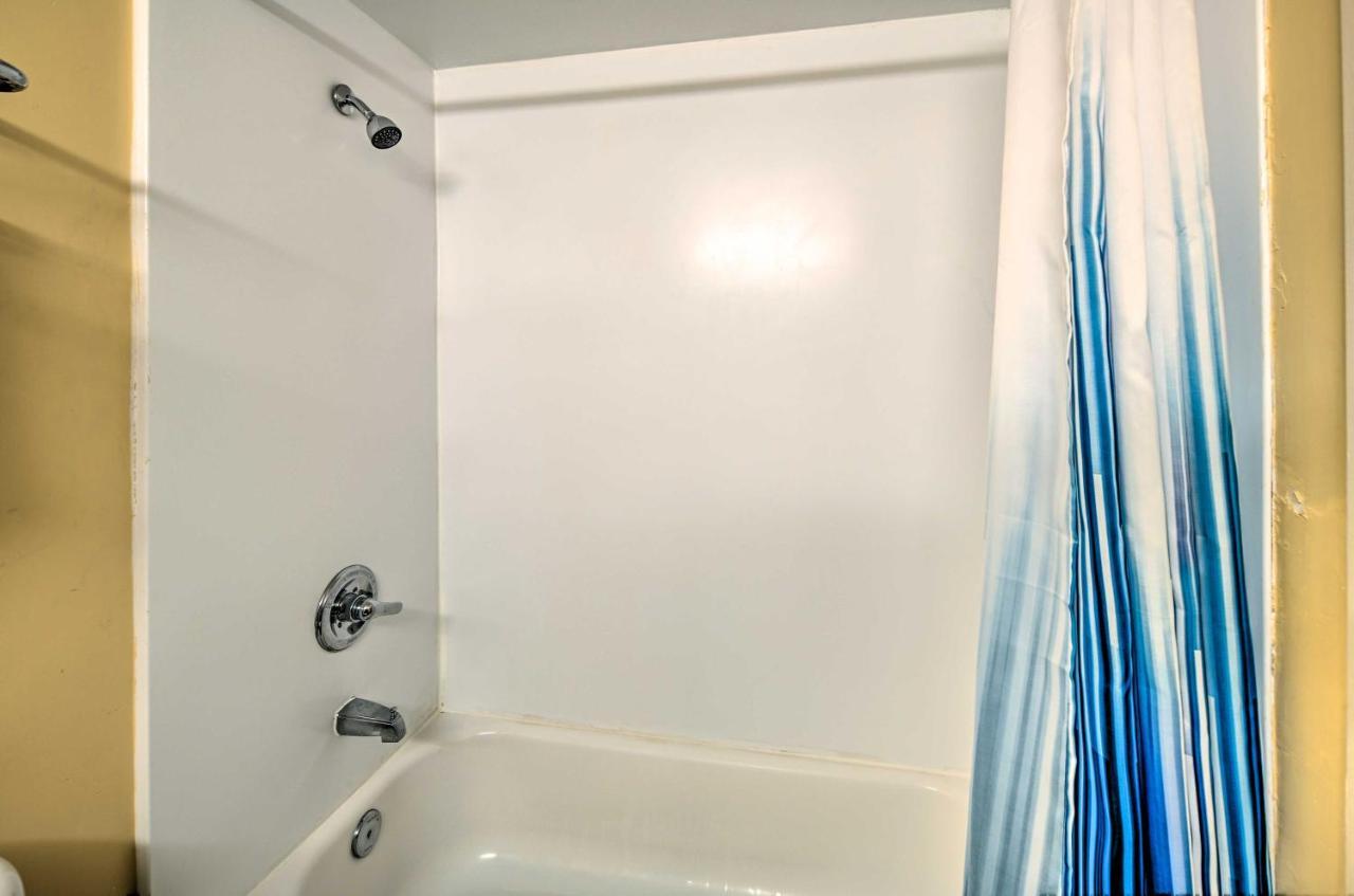 Convenient Myrtle Beach Studio With Balcony! ภายนอก รูปภาพ