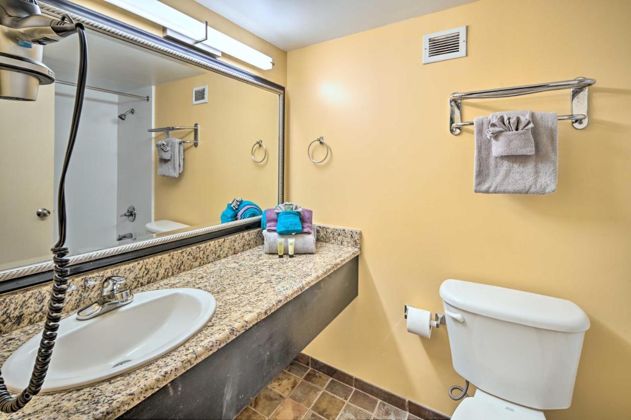 Convenient Myrtle Beach Studio With Balcony! ภายนอก รูปภาพ